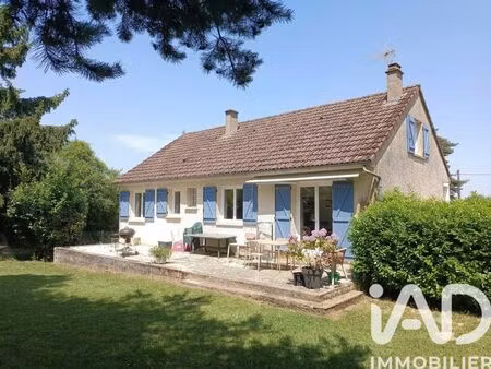 maison de campagne à cerisiers (89320)