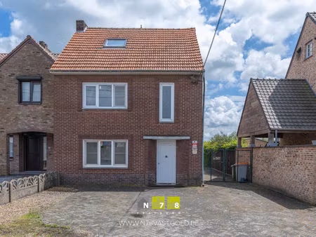 huis te koop in dilsen-stokkem met 4 slaapkamers