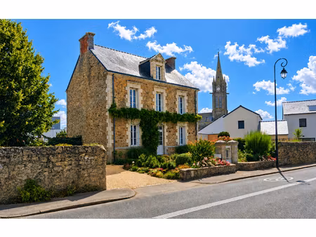 saint-andré-des-eaux centre : villa de 132 m² sur un jardin arboré de 1 000 m²