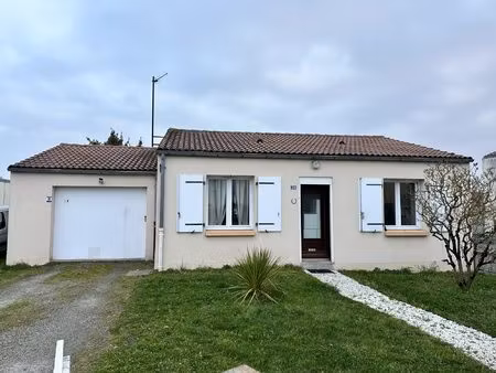 maison bourg de geneston