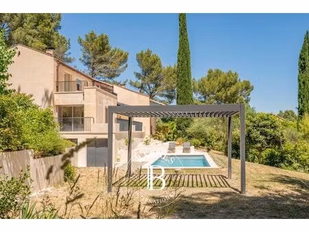 aix-en-provence – portail cézanne – superbe maison d'architecte en pierre de 250 m² avec..