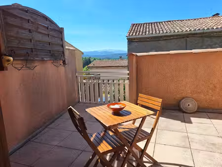 maison de village avec garage et terrasse