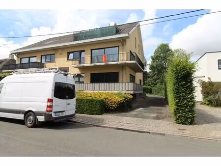 moderen en lichtrijk appartement in roeselare