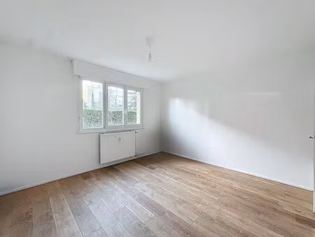 location appartement 1 pièce 32m²