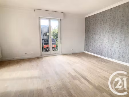 location appartement 3 pièces 68 m² à thiais (94320)