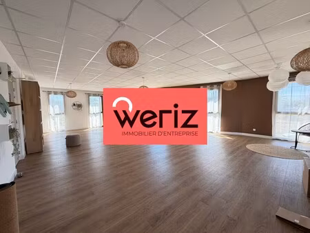 location bureaux 73 m² à 148 m²