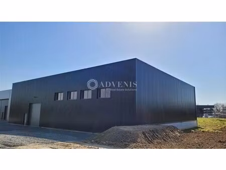 location local d’activités coueron 44220 1620m²