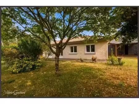 maison 3 chambres et dépendances à sablons ( gironde)