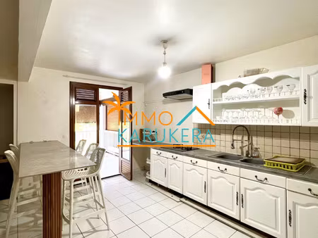 location appartement 3 pièces 80m² basse terre 97100