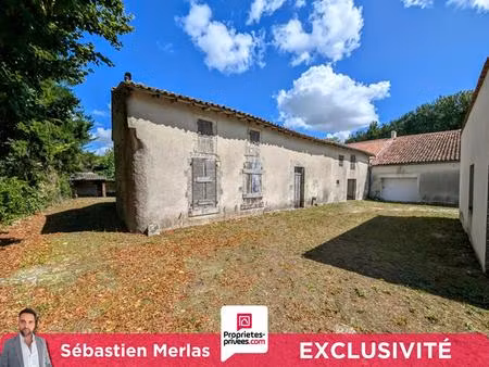maison à rénover de 4 pièces + garage