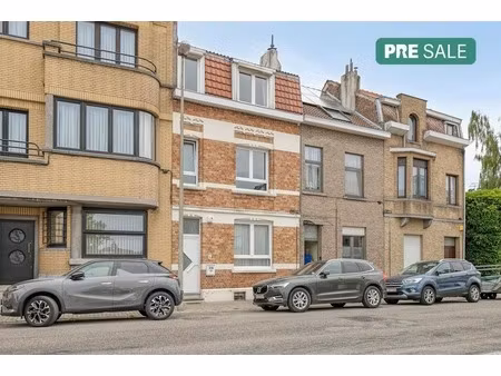 huis te koop in strombeek-bever met 4 slaapkamers