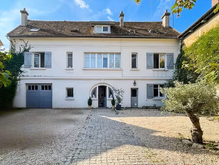 vente maison 9 pièces  273.74m²  arpajon