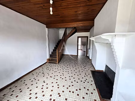 location maison 7 pièces  111.00m²  bougue