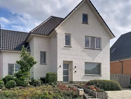 huis te koop in meensel-kiezegem met 4 slaapkamers