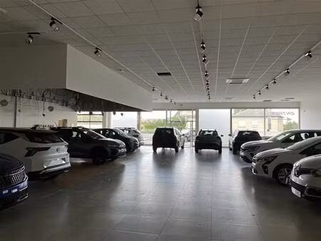 vente commerce bourges 18000 1870m²