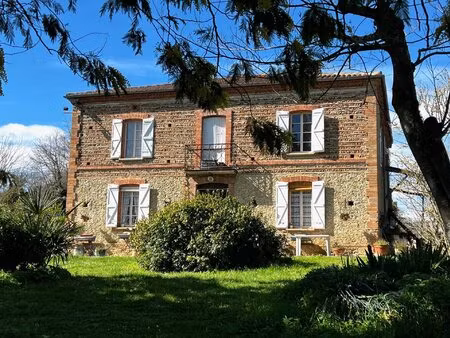 maison de caractère sur 1 24 ha
