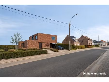 huis te koop in zepperen met 5 slaapkamers