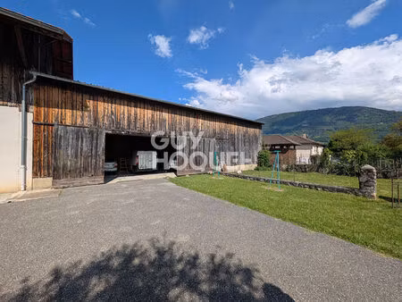 hangar à vendre à la buissière