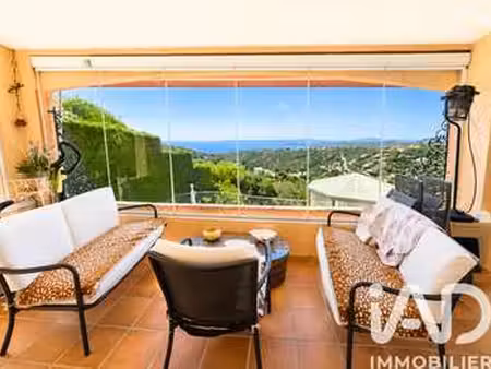 vente maison bord de mer aux issambres (83380) : à vendre bord de mer / 180m² les issambre