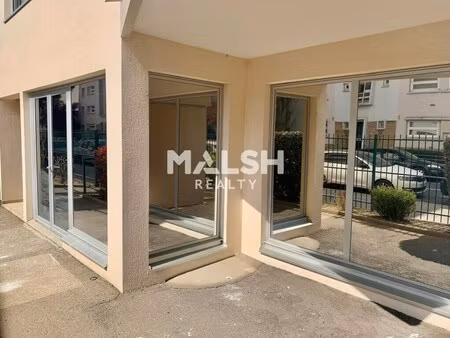 vente bureaux 65 m²