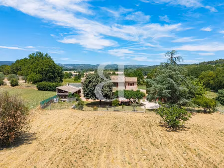 mas provençal avec vue luberon à vendre à gordes propriété