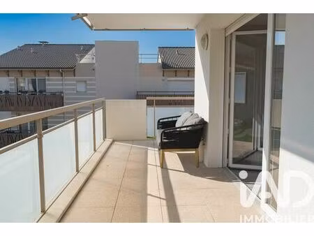 appartement à carros (06510)