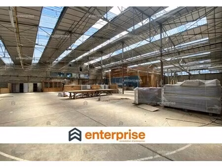 vente local d’activités creil 60100 2400m²