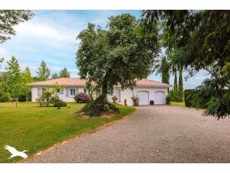 vente maison 5 pièces 141 m² cazaubon (32150)
