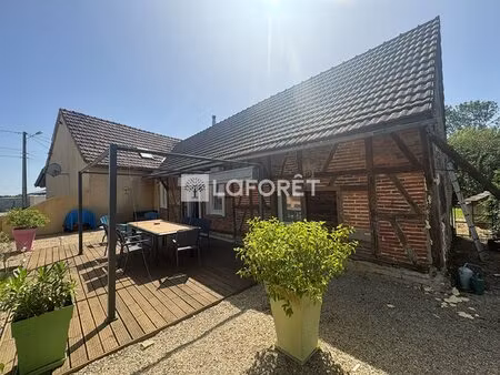 maison à 9km à l'ouest de louhans 6 pièce(s) 185 m2