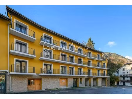 immeuble de 11 appartements - idéal investissement locatif - brides les bains