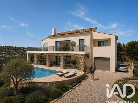 maison à roquebrune-sur-argens (83380)