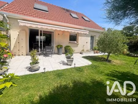 maison à lisses (91090)