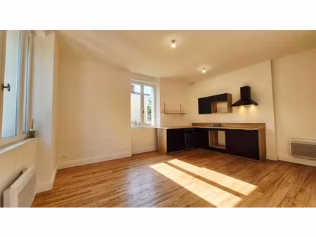 vente appartement 2 pièces 45 m² mont-de-marsan (40000)