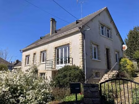 vente maison à andouillé (53240) : à vendre / 196m² andouillé