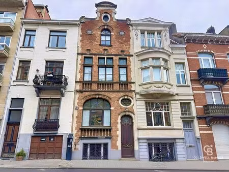 maison à louer avec 3 chambres   etterbeek (rbw26086)