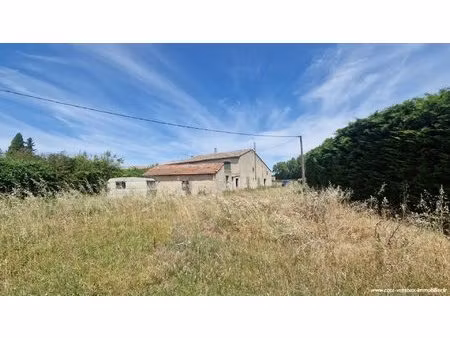 mas mitoyen a rénover cheval blanc 219 m2