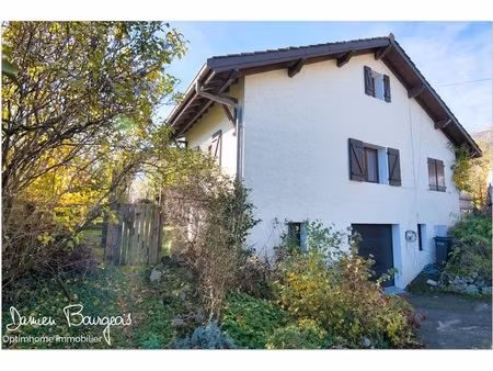 ? très belle maison individuelle sur les hauteurs de thoiry avec 680 m2 de parcelle
