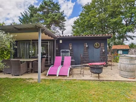 charmante maison d'une chambre avec jardin