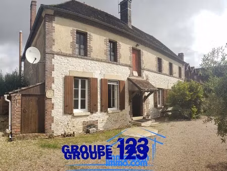 dans un hameau paisible de neuvy sautour  découvrez cette maison pleine de charme ...