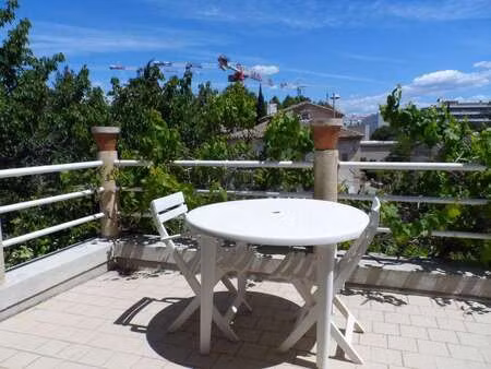location appartement t1 meublé à aix-en-provence (13080) : à louer t1 meublé / 15m² aix-en