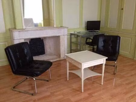 location appartement t1 meublé à la rochelle (17000) : à louer t1 meublé / 32m² la rochell