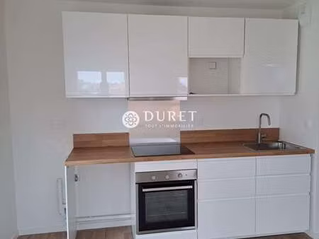 location appartement 2 pièces à montaigu (85600) : à louer 2 pièces / 40m² montaigu
