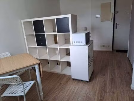 location appartement t1 meublé à rennes centre ville (35000) : à louer t1 meublé / 18m² re