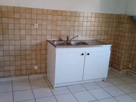 location appartement 2 pièces à sannerville (14940) : à louer 2 pièces / 33m² sannerville