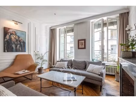 lyon 1er – rue de la martinière – appartement de caractère de 120 m² avec cave et grenier