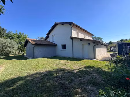 vente maison 5 pièces 179 m² à chavanoz (38230)  445 000 €