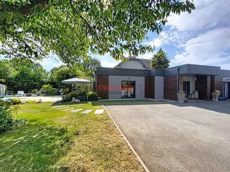 vente maison 6 pièces 243 m² à lubersac (19210)  435 000 €