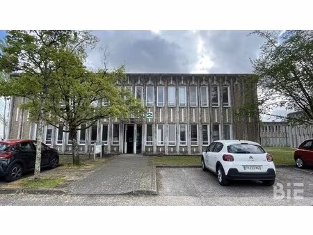 vente bureaux 200 m² à 584 m²