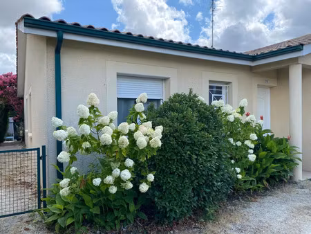 location maison 4 pièces 85 m² à saint-andré-de-cubzac (33240)