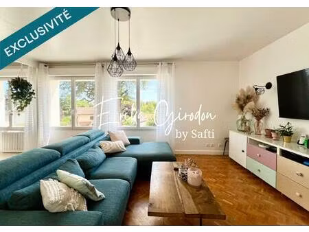 appartement en duplex - 2 places de stationnement - 1 cave